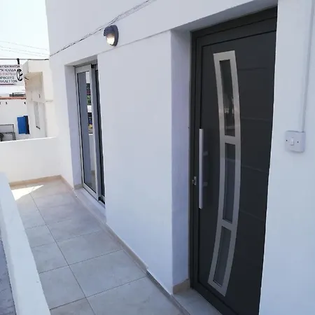 Kashis 1 Apartment